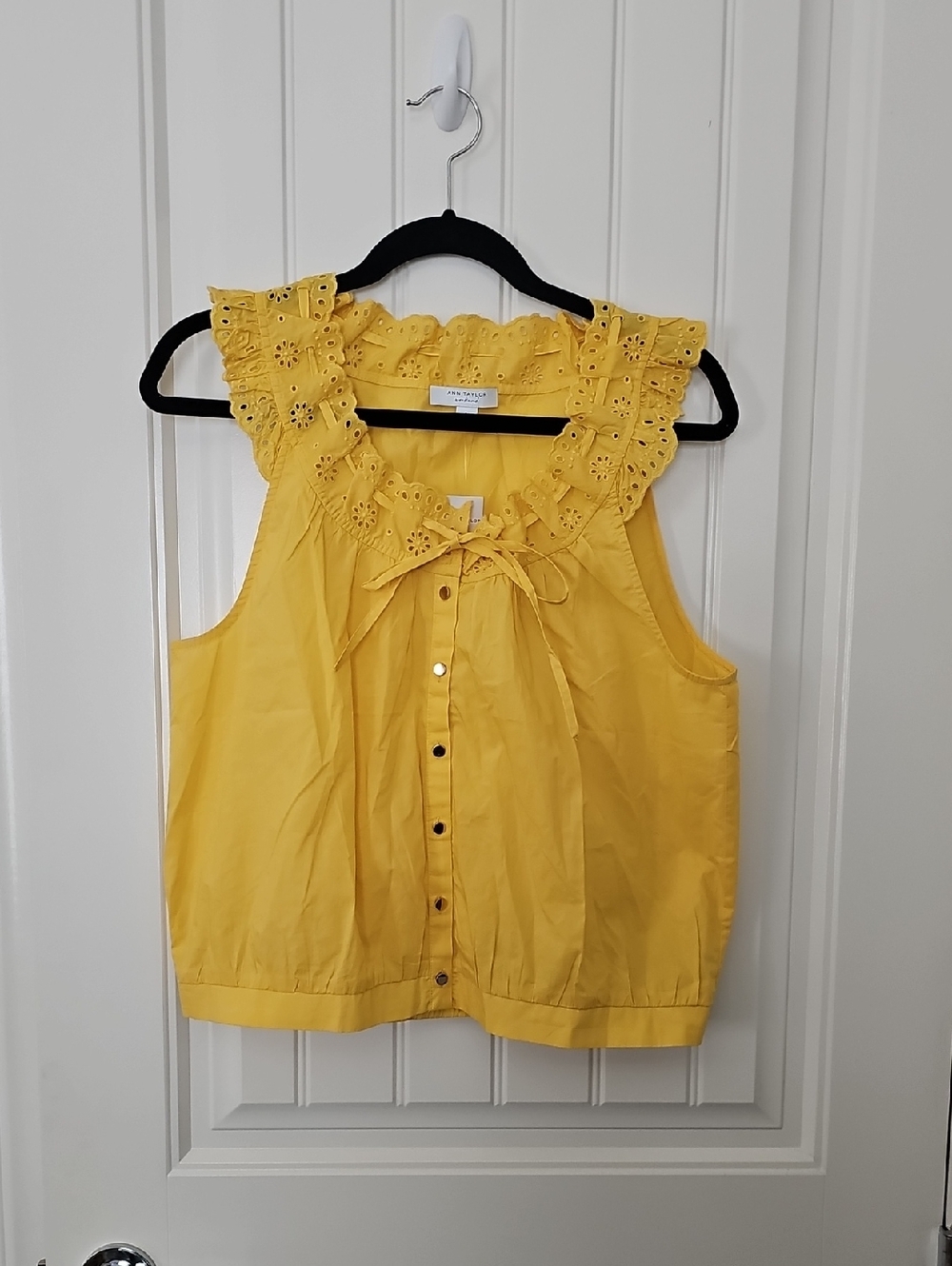 Ann Taylor Yellow Eyelet Ruffle Tie-Front Sleeveless Blouse